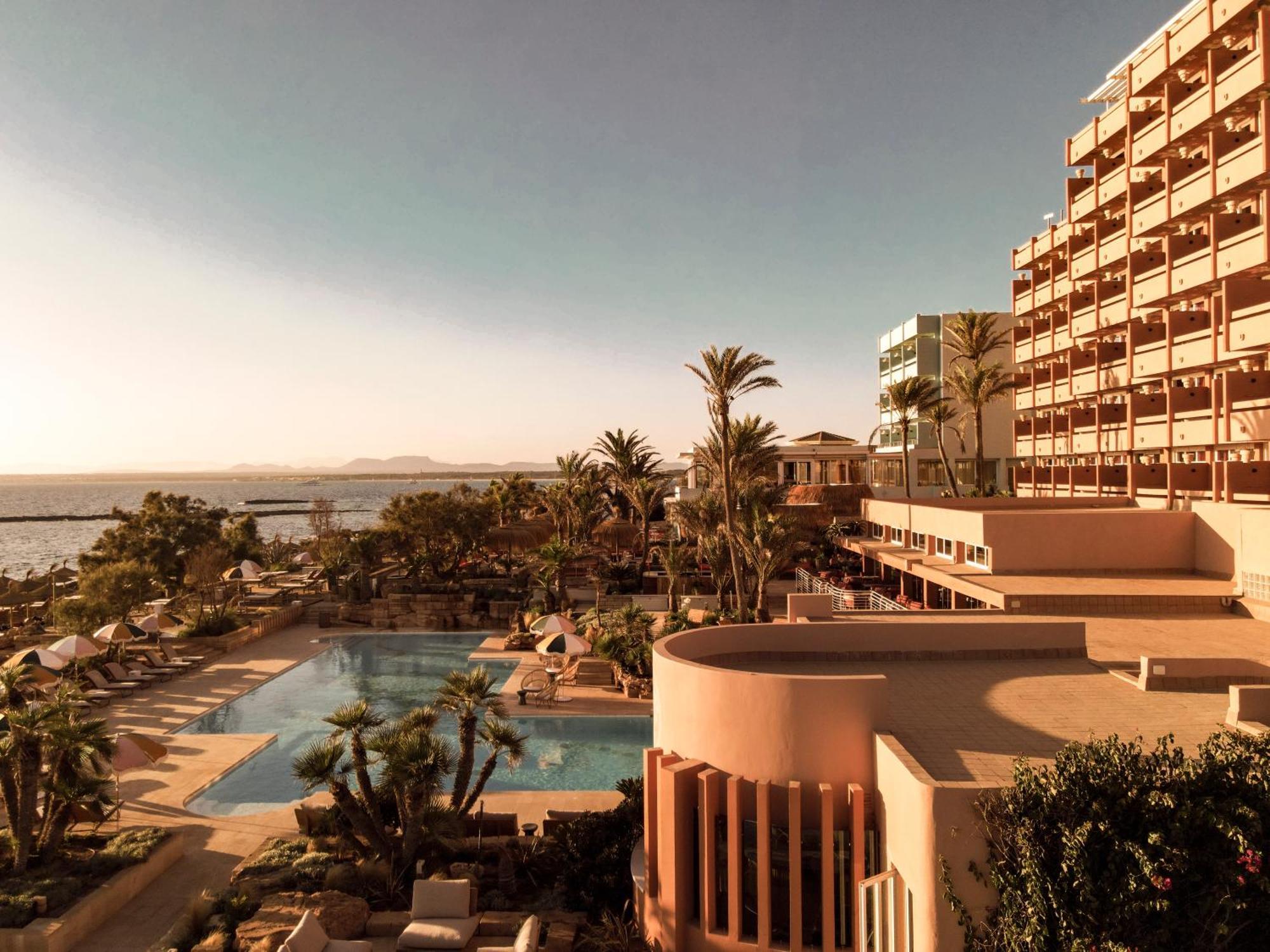 Bikini Island & Mountain Hotel Es Trenc -Adults Only- Colonia de Sant Jordi Exterior photo